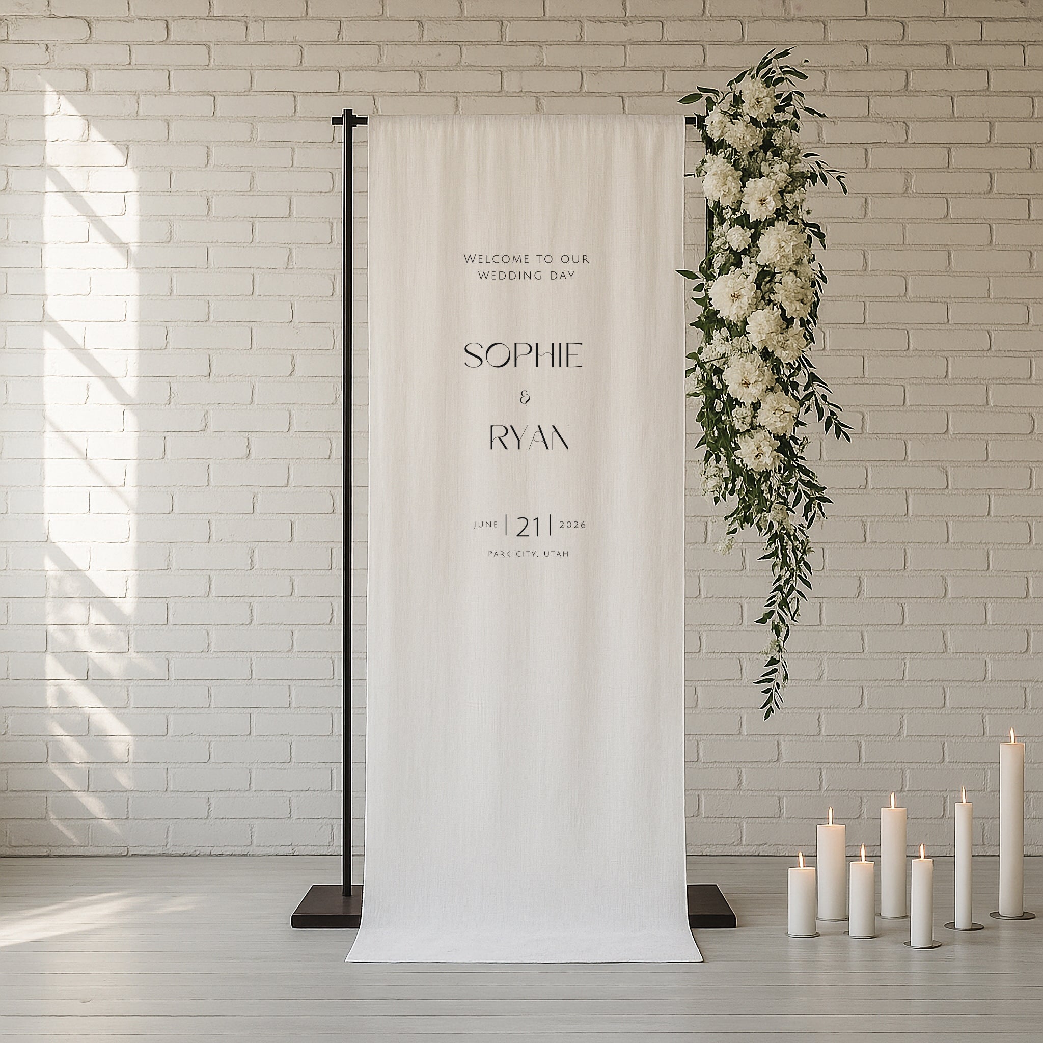 Metonia Linen Welcome Sign