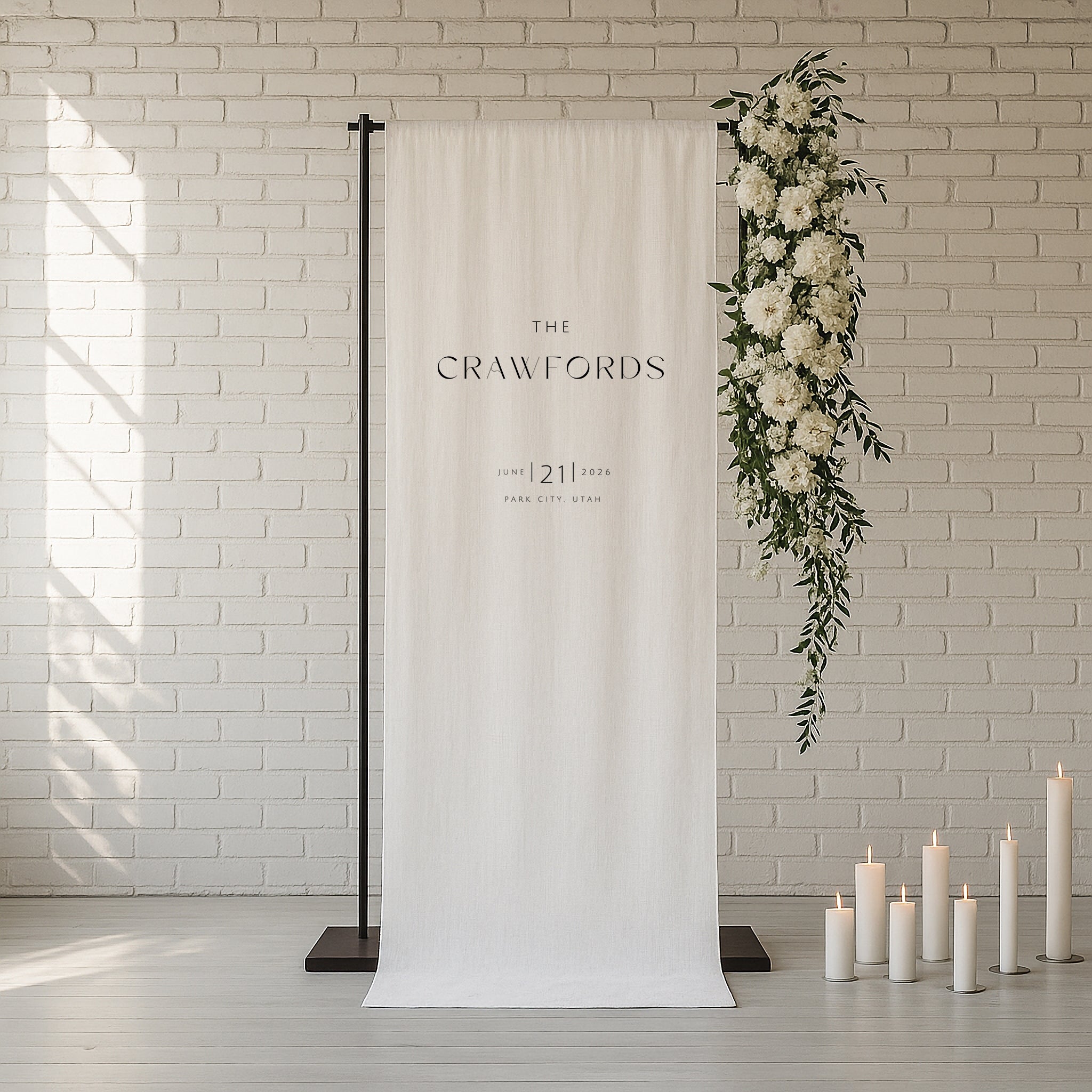 Metonia Linen Welcome Sign