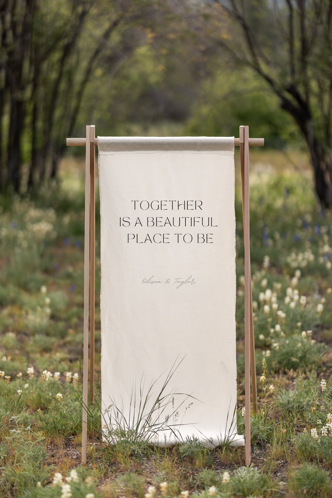 Mon Cheri Linen Welcome Sign